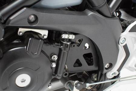 OSŁONA PRZEDNIEJ ZĘBATKI SW-MOTECH SUZUKI SV650 ABS (15-) BLACK